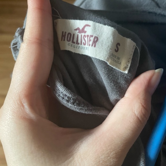 Hollister grey criss-cross strap dress - Picture 3 of 4